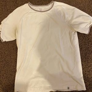 American eagle shirt sleeve white tee shirt.